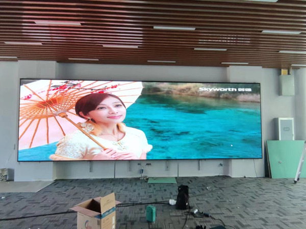 巴里坤哈萨克P1.53led小间距屏安装案例